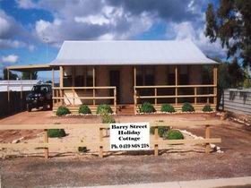 Cowell Barry Street Holiday Cottage - Accommodation QLD