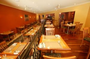 Marinades Indian Restaurant - Accommodation QLD